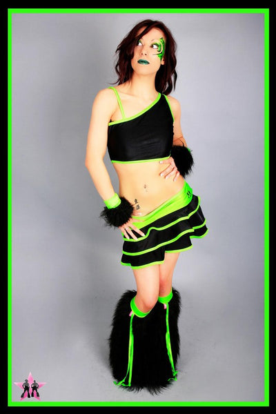 Shake Black & Green Outfit